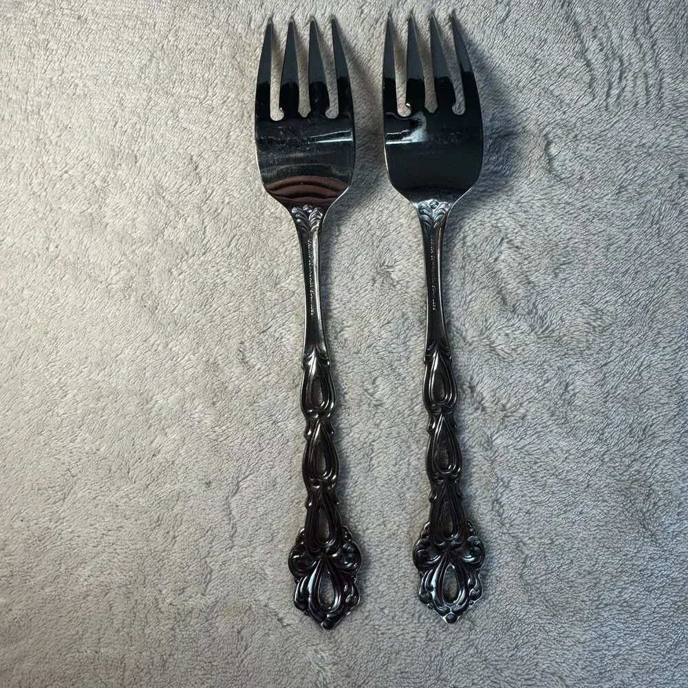 Two Oneida Community Stainless CHANDELIER Pattern 6 7/8